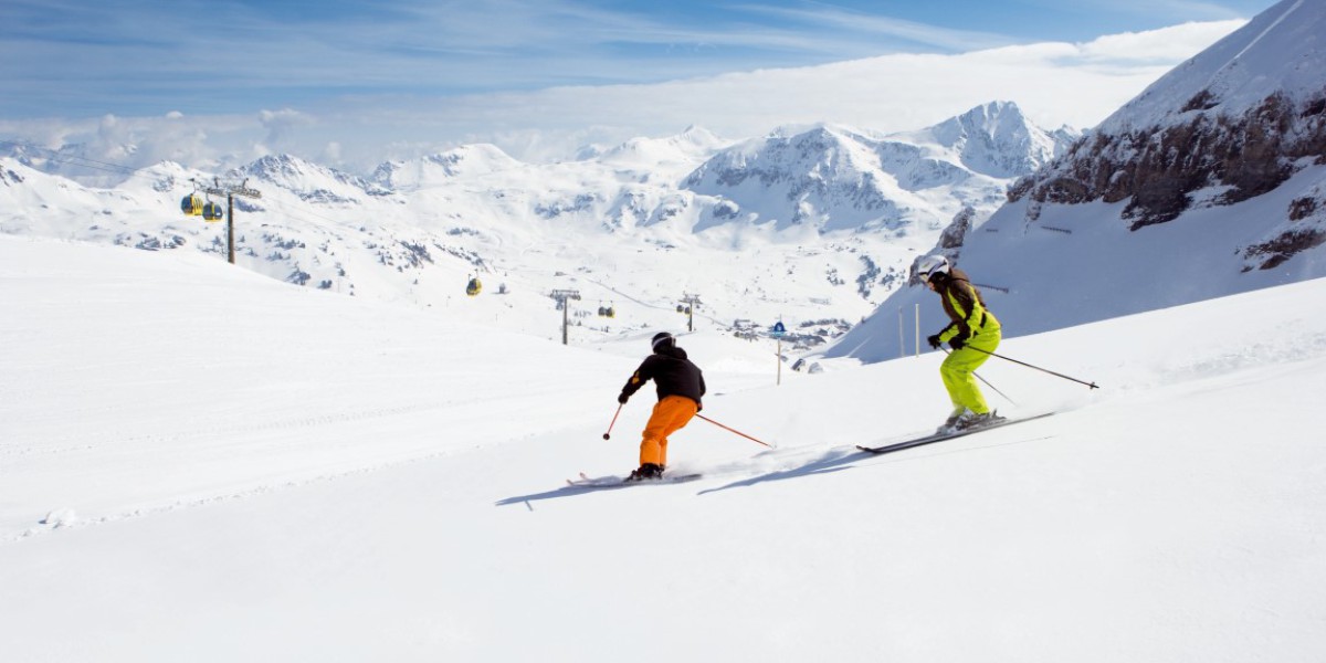 Skiërs in Salzburgerland